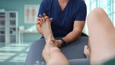 Ayak - Ayak Bileği Sorunları ve Rehabilitasyon